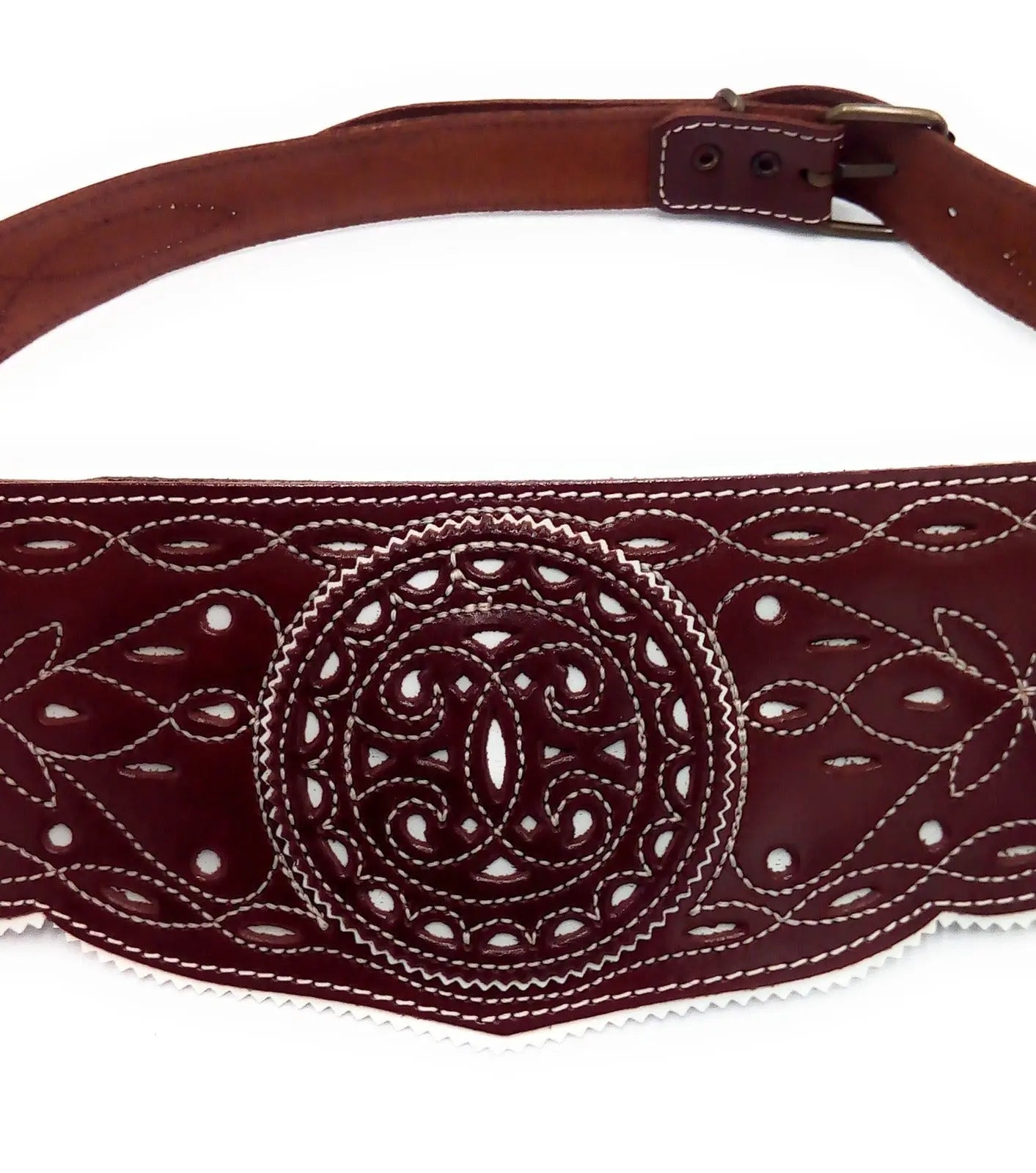 Comprar Cinturón piel Romero repujado Bandera España La Flamenca de Borgoña Patricia Muñoz VOX