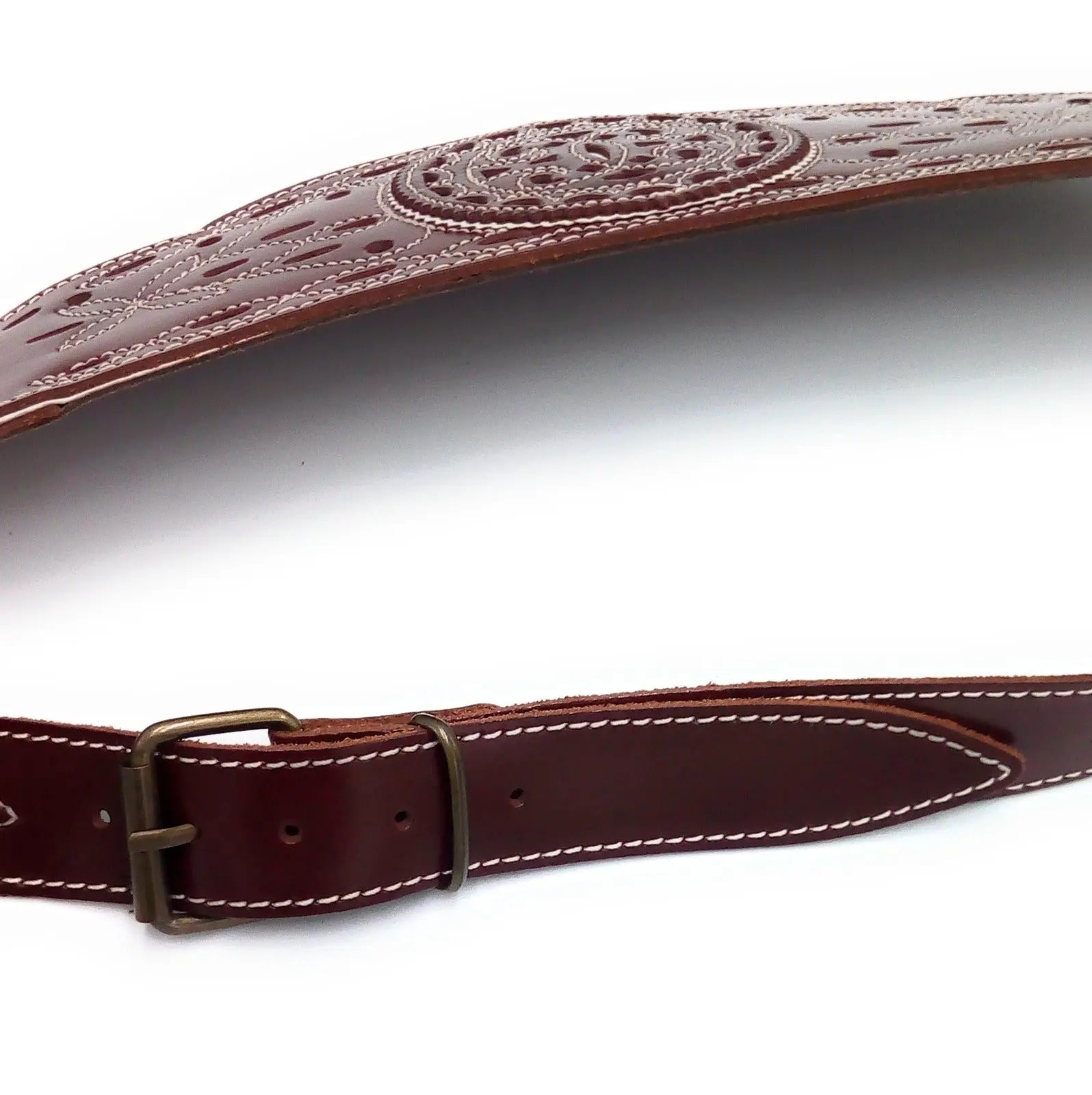 Comprar Cinturón piel Romero repujado Bandera España La Flamenca de Borgoña Patricia Muñoz VOX