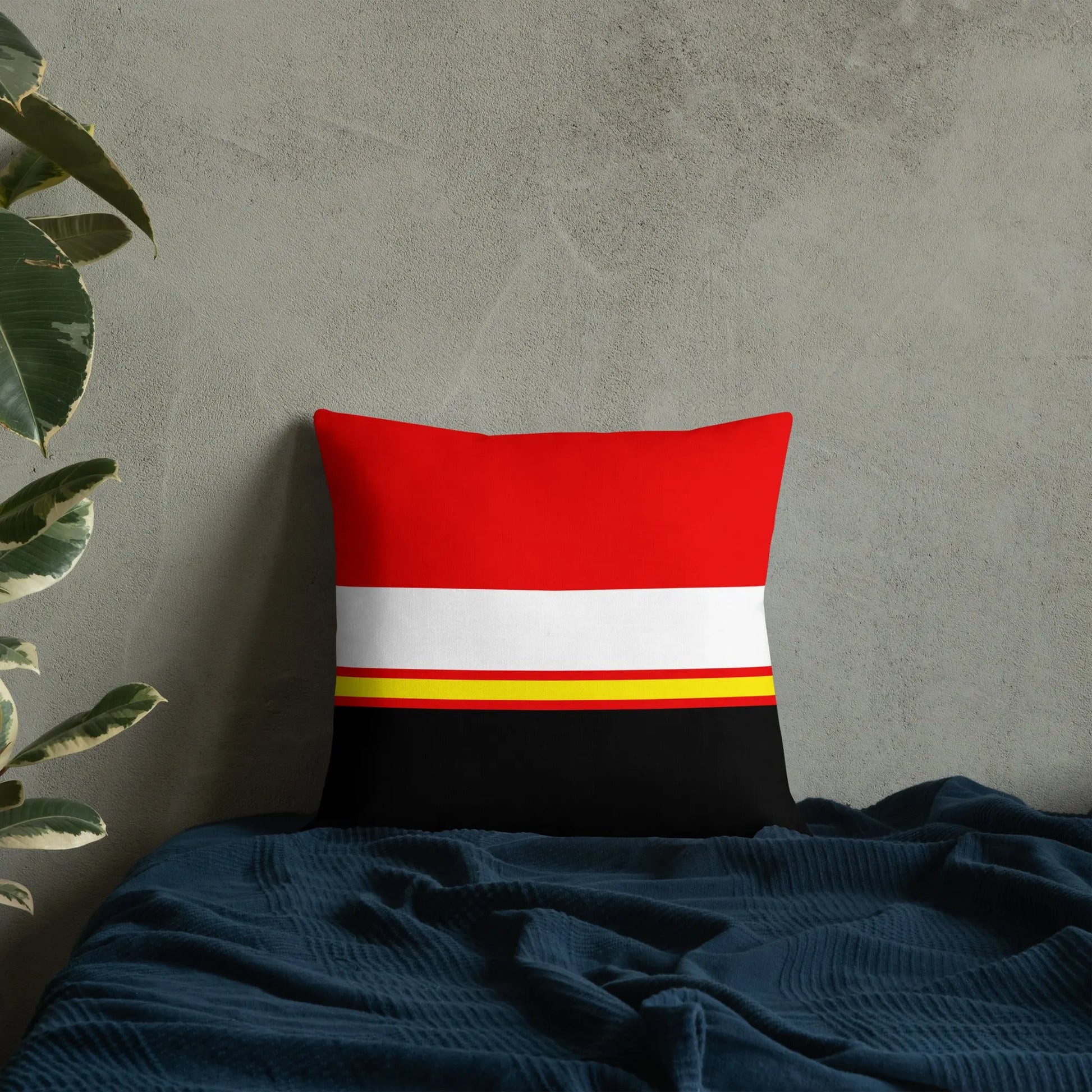 Comprar Cojín Bandera de España Bandera España La Flamenca de Borgoña Patricia Muñoz VOX