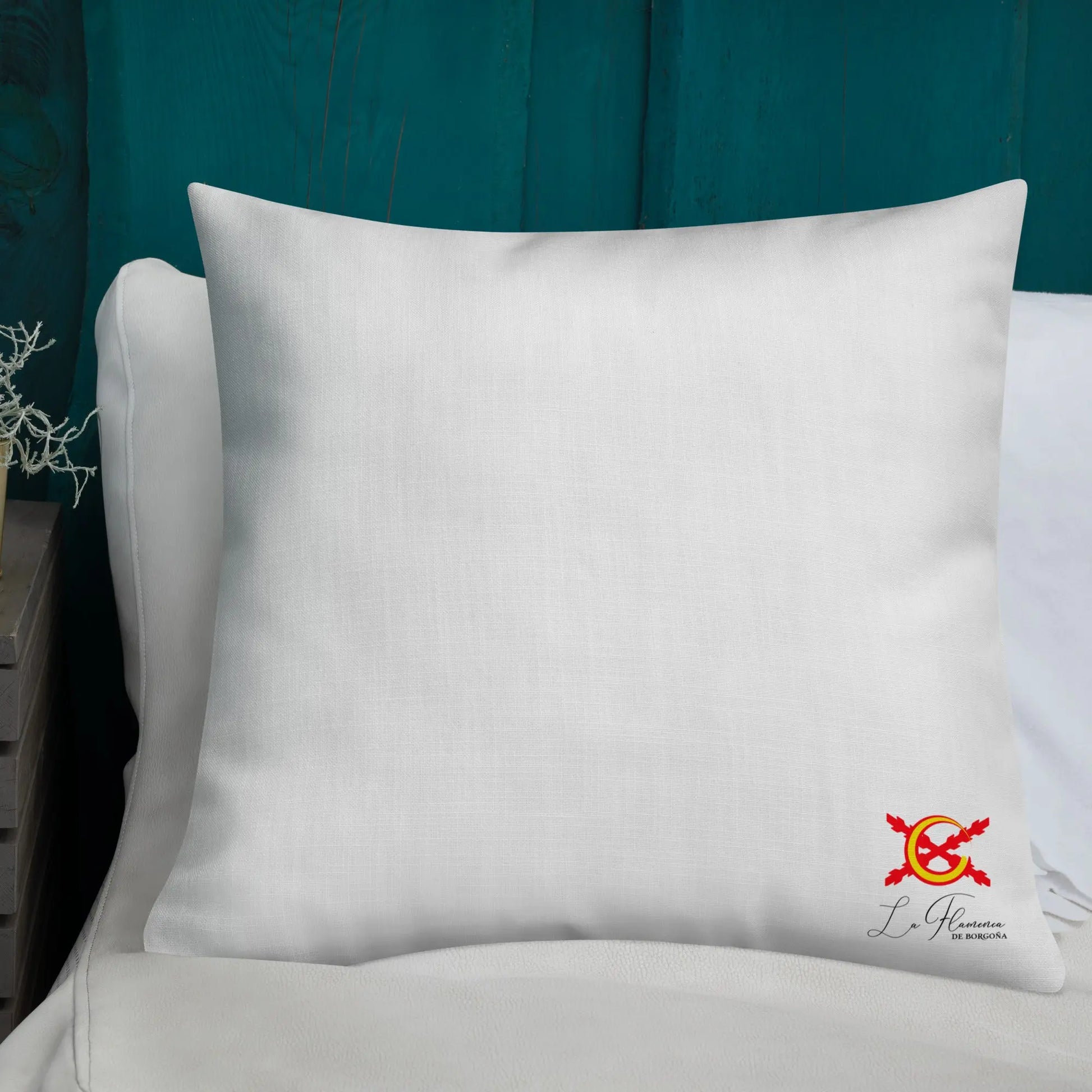 Comprar Cojín calavera La Muerte Bandera España La Flamenca de Borgoña Patricia Muñoz VOX