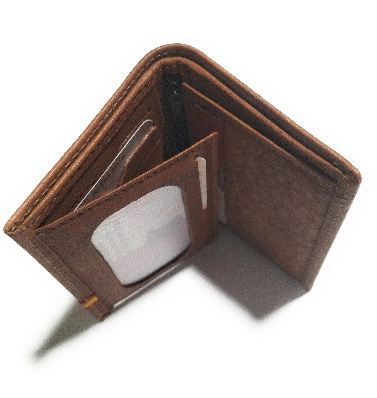 Comprar Cartera Virgen del Pilar cuero Bandera España La Flamenca de Borgoña Patricia Muñoz VOX