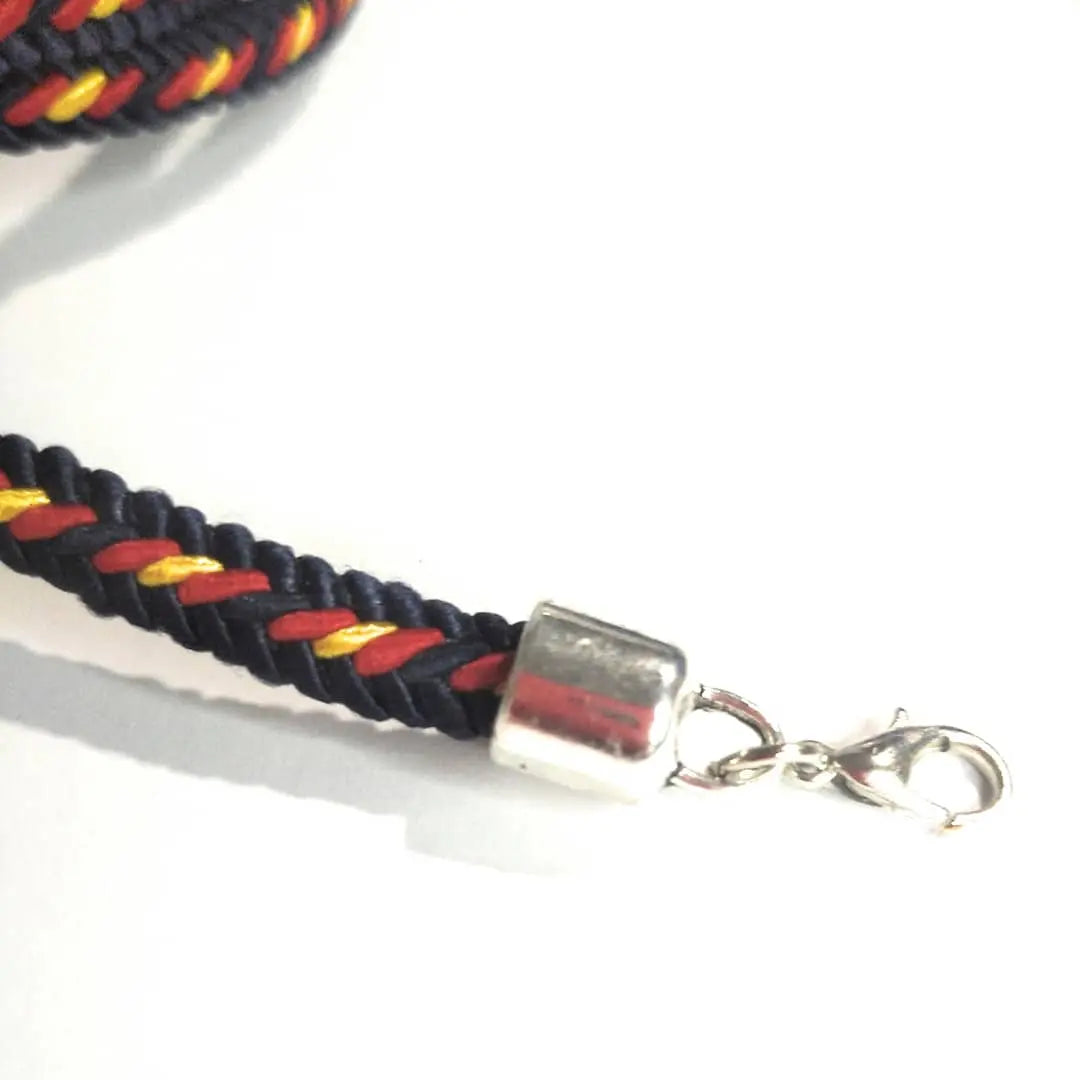 Comprar Cuelga mascarillas azul con bandera de España Bandera España La Flamenca de Borgoña Patricia Muñoz VOX