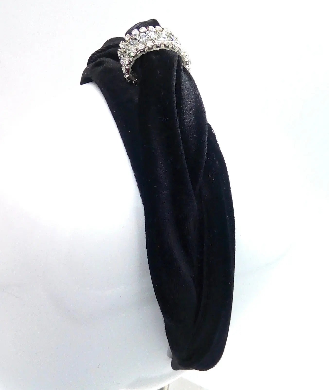 Comprar Diadema felpa negra nudo pedrería Bandera España La Flamenca de Borgoña Patricia Muñoz VOX