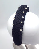 Comprar Diadema felpa negra perlas Bandera España La Flamenca de Borgoña Patricia Muñoz VOX