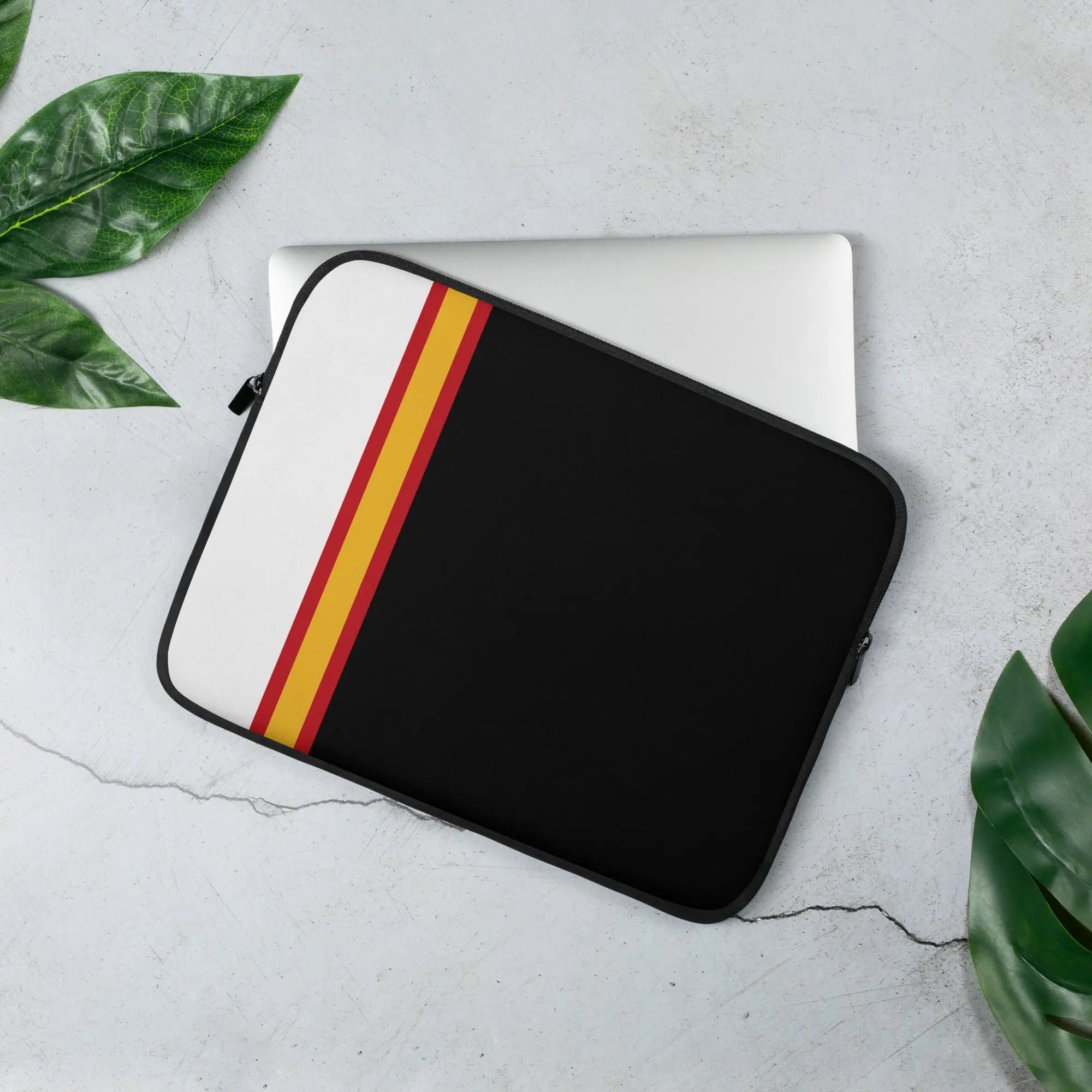 Comprar Funda para portátil Bandera España Bandera España La Flamenca de Borgoña Patricia Muñoz VOX