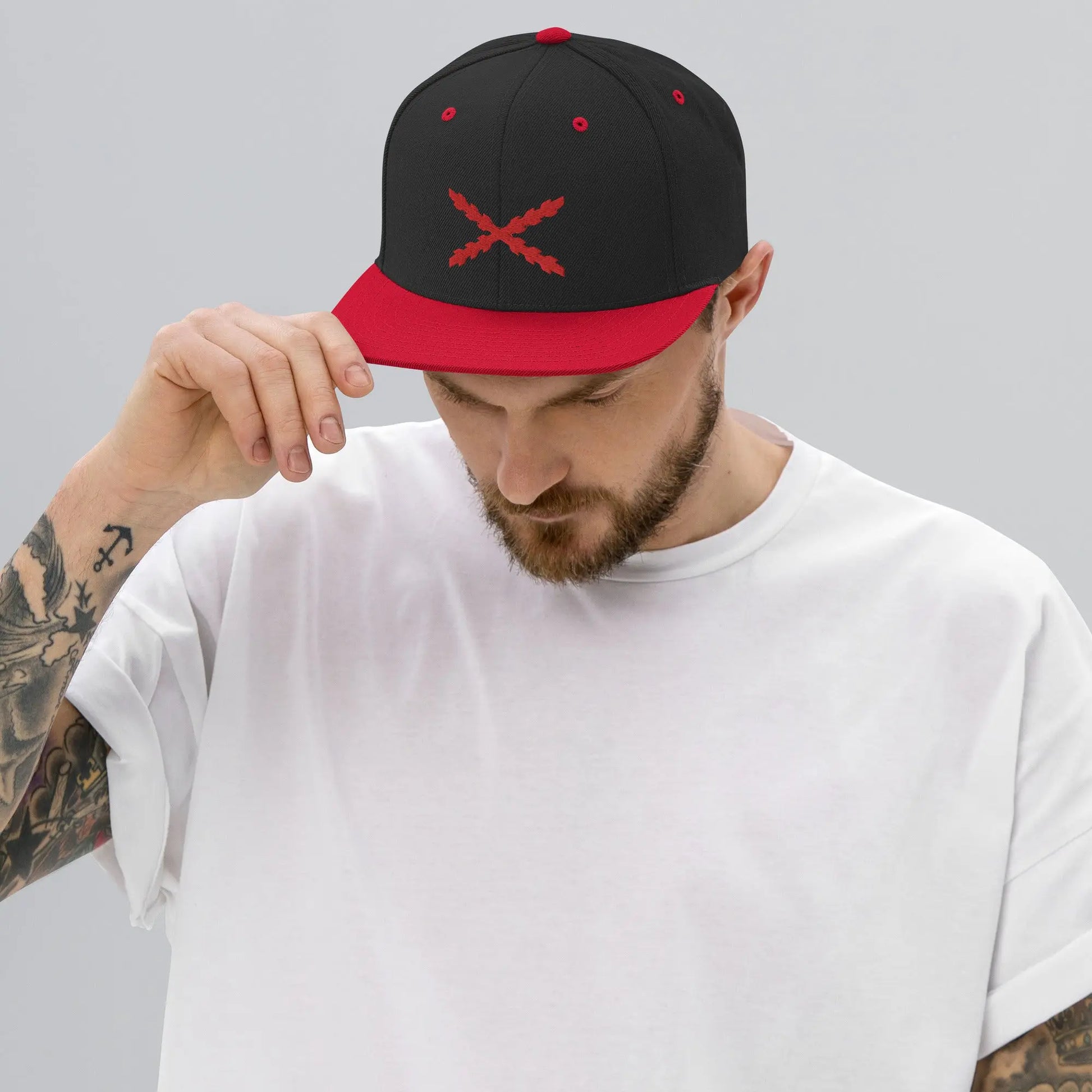 Comprar Gorra snapback clásica Cruz de Borgoña Bandera España La Flamenca de Borgoña Patricia Muñoz VOX