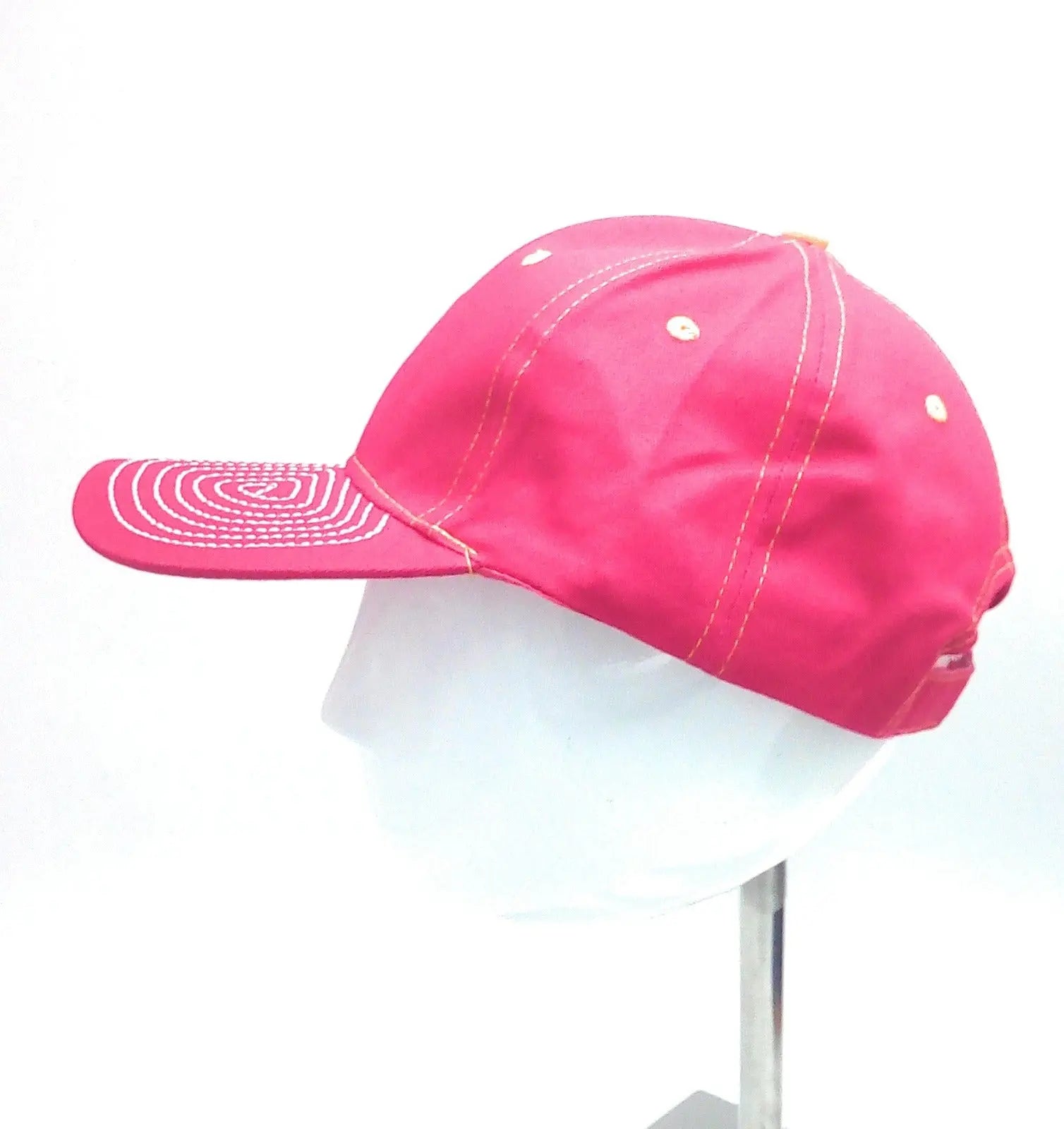 Comprar Gorra taurina rosa capote Bandera España La Flamenca de Borgoña Patricia Muñoz VOX