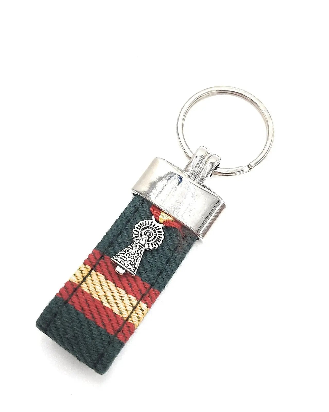 Comprar Llavero Virgen del Pilar Bandera España La Flamenca de Borgoña Patricia Muñoz VOX