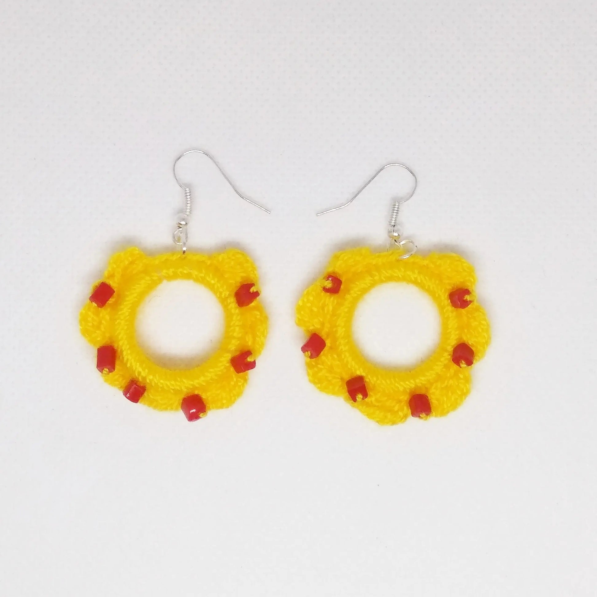 Comprar Pendientes Bandera de España crochet flor Bandera España La Flamenca de Borgoña Patricia Muñoz VOX