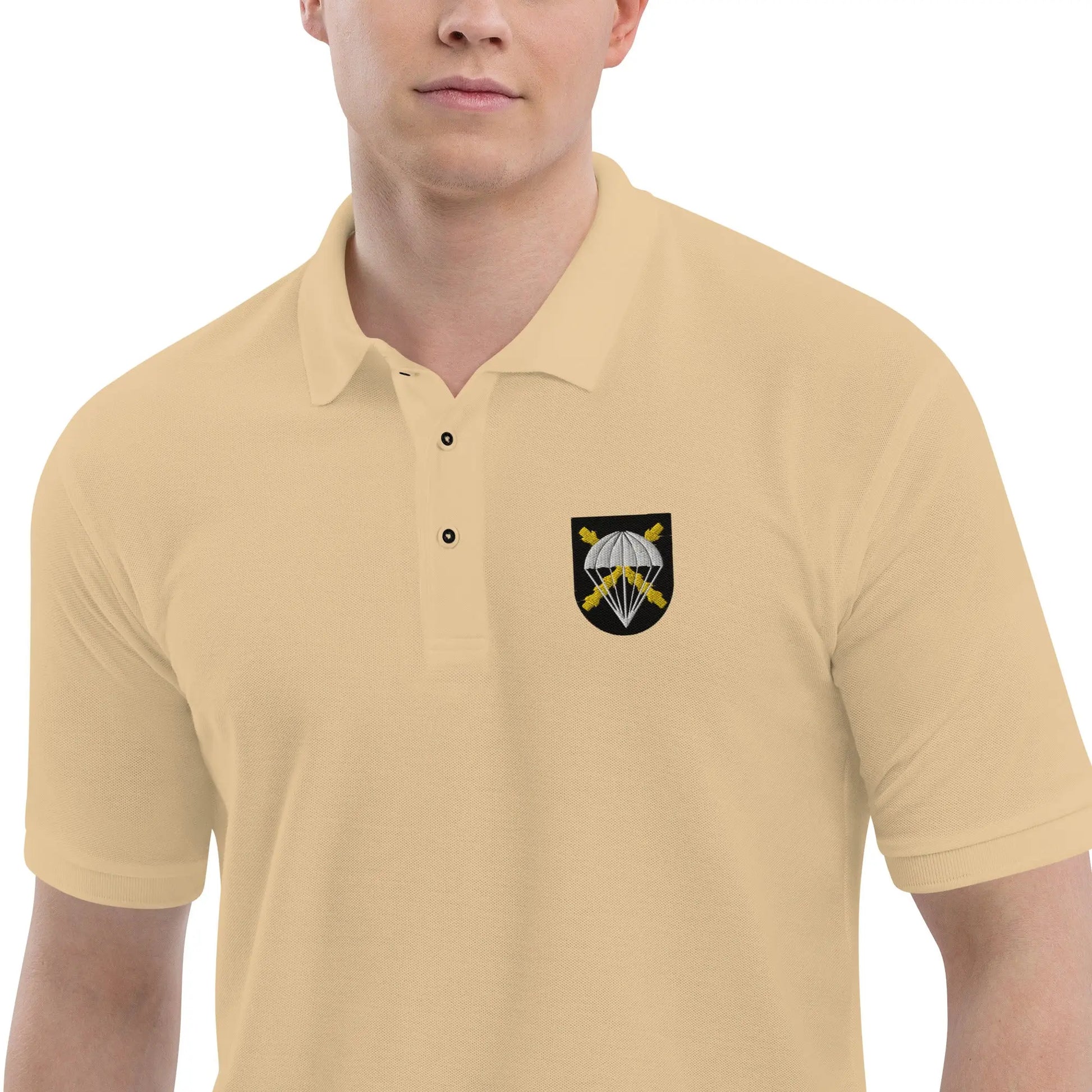 Comprar Polo BRIPAC Brigada Paracaidista Bandera España La Flamenca de Borgoña Patricia Muñoz VOX