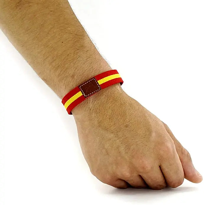 Comprar Pulsera Bandera España y Toro elástica Bandera España La Flamenca de Borgoña Patricia Muñoz VOX
