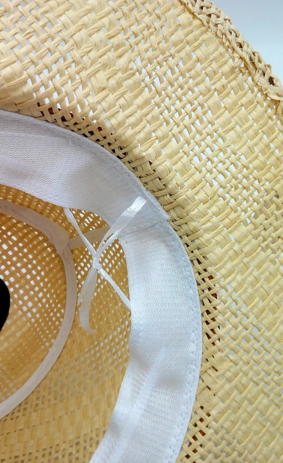 Comprar Sombrero Bandera de España marrón Bandera España La Flamenca de Borgoña Patricia Muñoz VOX