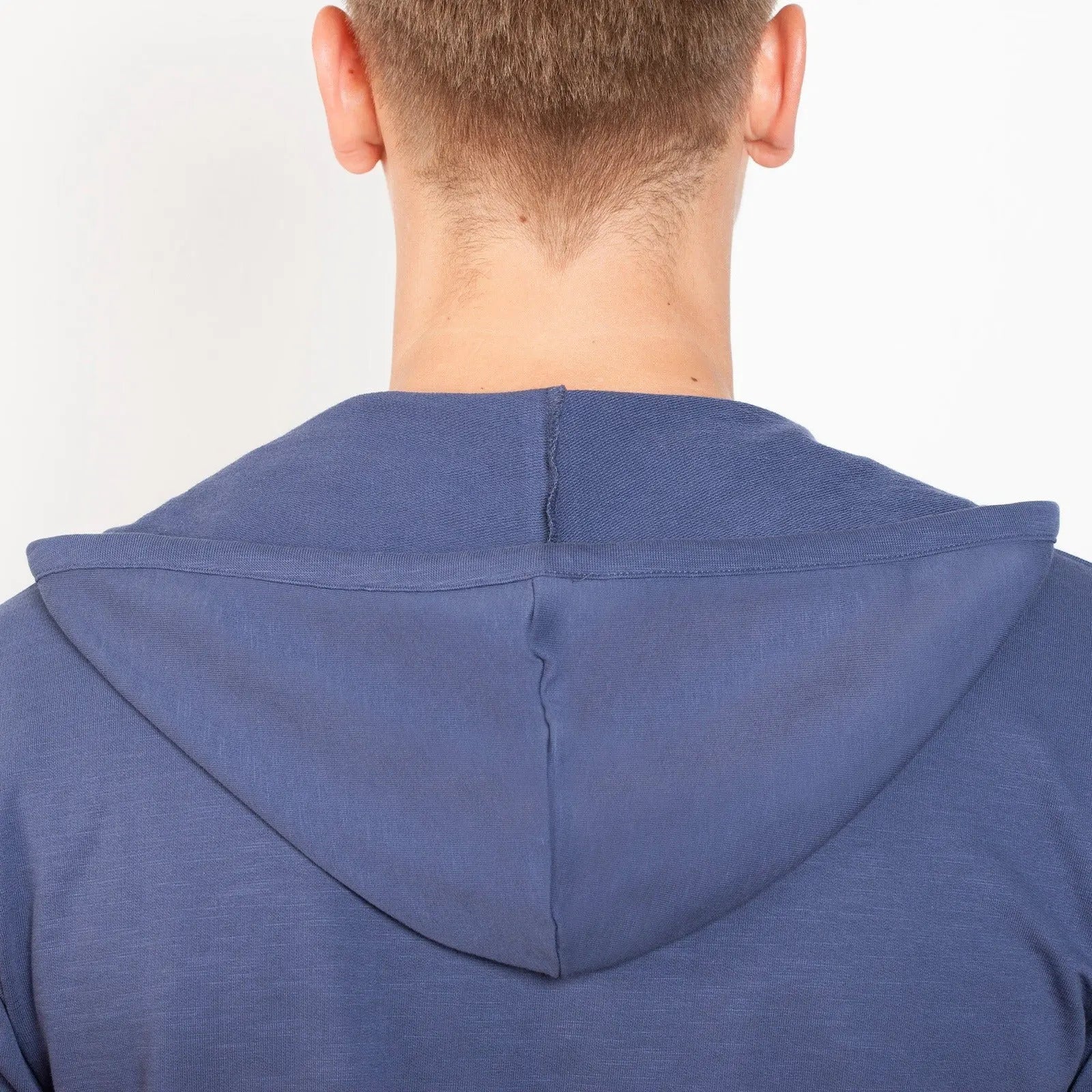 Comprar Sudadera Bandera España hombre cuello pico - Última Unidad talla S Bandera España La Flamenca de Borgoña Patricia Muñoz VOX