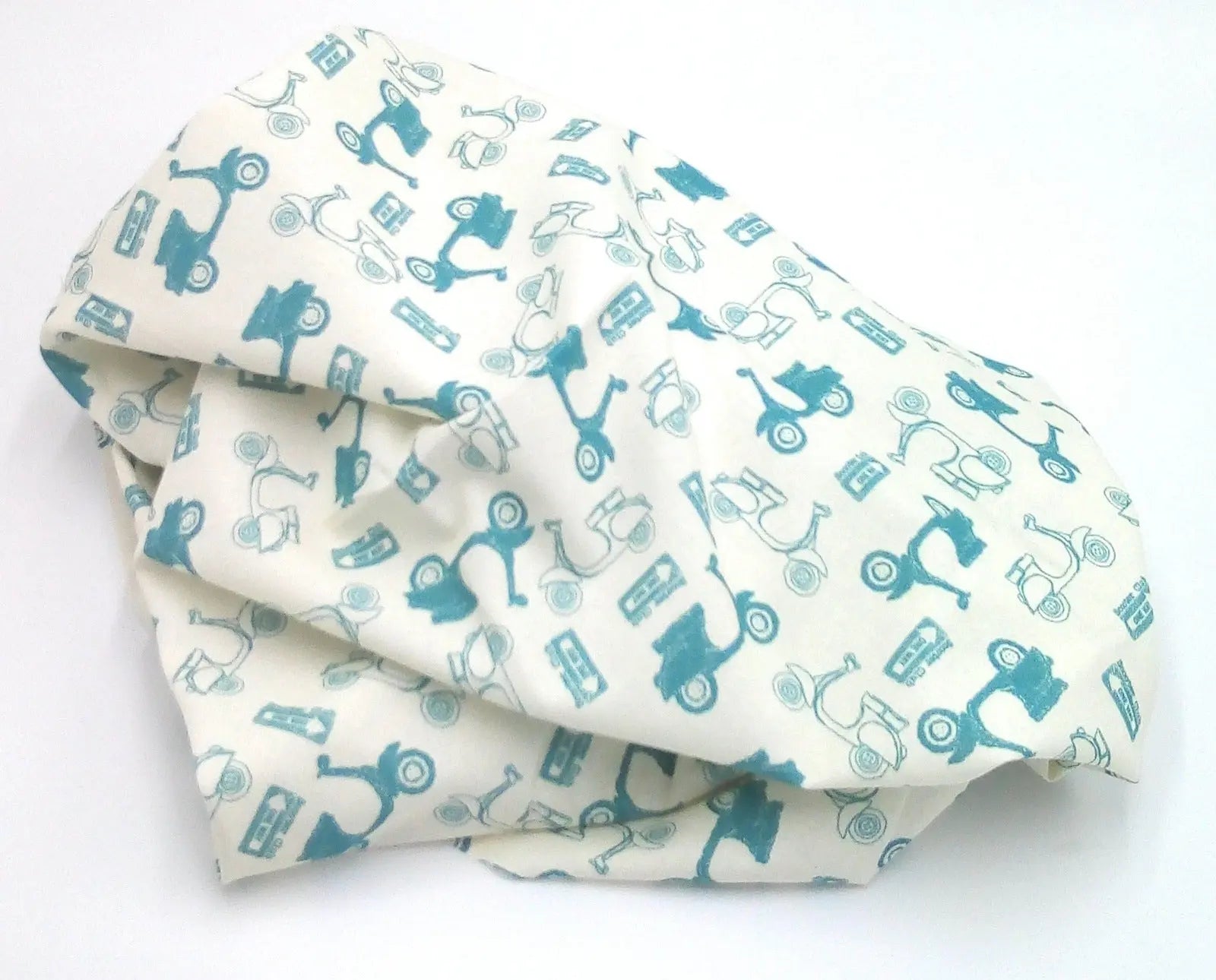 Comprar Tela Percal Motos Verde Bandera España La Flamenca de Borgoña Patricia Muñoz VOX