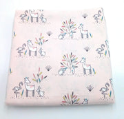 Comprar Tela Popelín Ciervos Rosa Bandera España La Flamenca de Borgoña Patricia Muñoz VOX