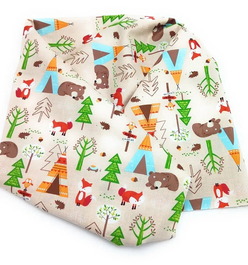 Comprar Tela Popelín Fauna americana Bandera España La Flamenca de Borgoña Patricia Muñoz VOX