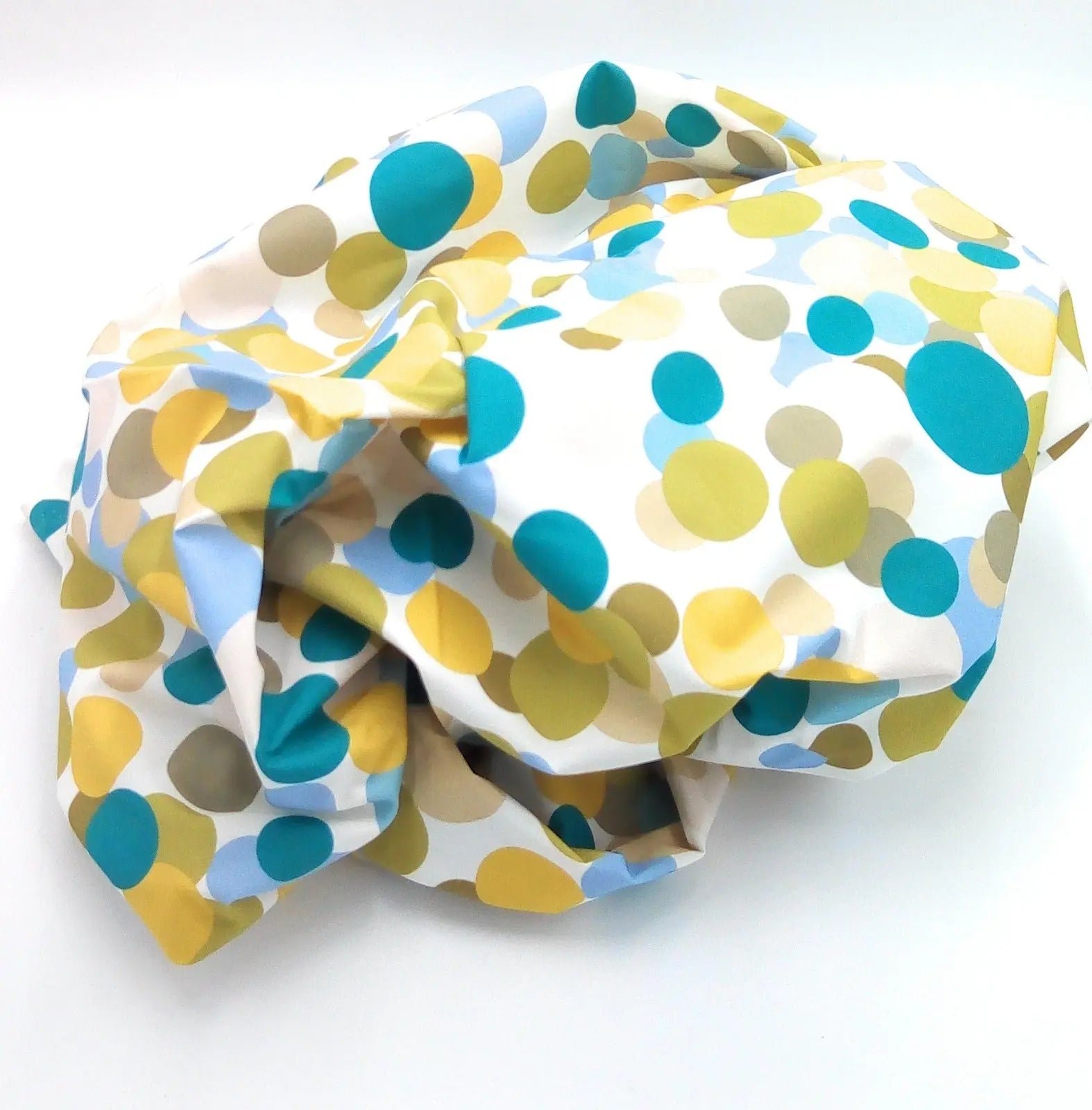 Comprar Tela Popelín Lunares Varios Bandera España La Flamenca de Borgoña Patricia Muñoz VOX