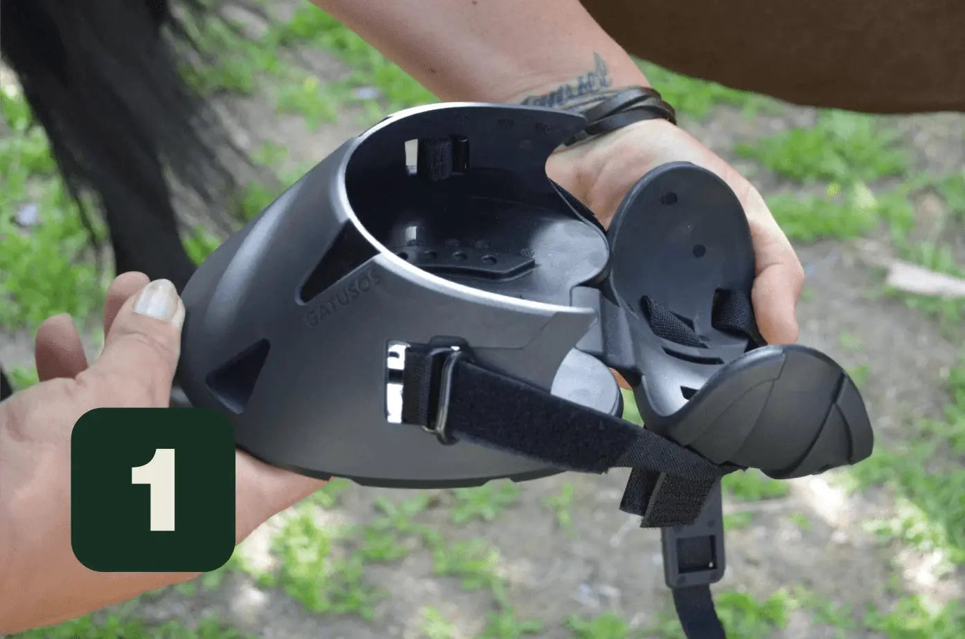 Comprar Zapatos Gatusos para caballo Bandera España La Flamenca de Borgoña Patricia Muñoz VOX