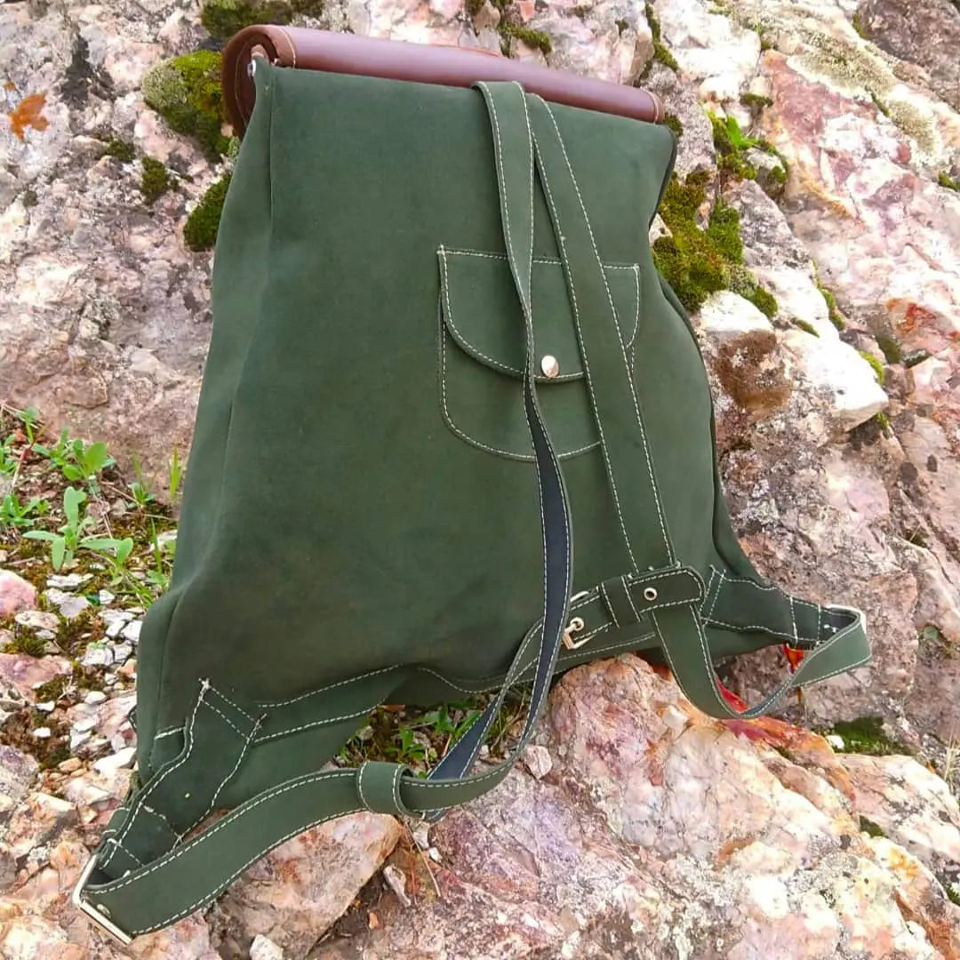 Comprar Zurrón Bandera España grande serraje Bandera España La Flamenca de Borgoña Patricia Muñoz VOX